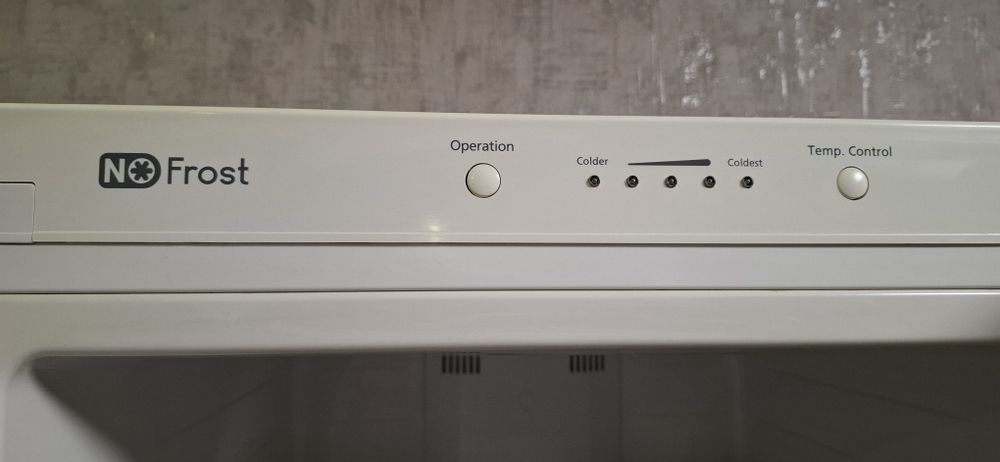 Холодильник Samsung