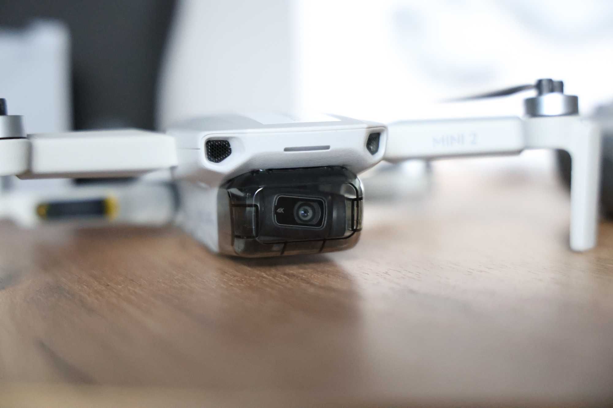 DJI Dron Mini 2 Fly More Combo (Mavic Mini 2 Fly More Combo)