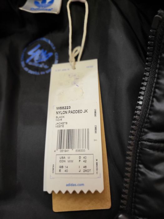 Жіноча куртка Adidas 40р.