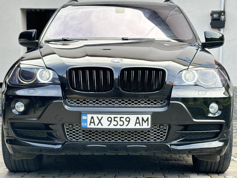 Продам BMW X5e70 3.0d