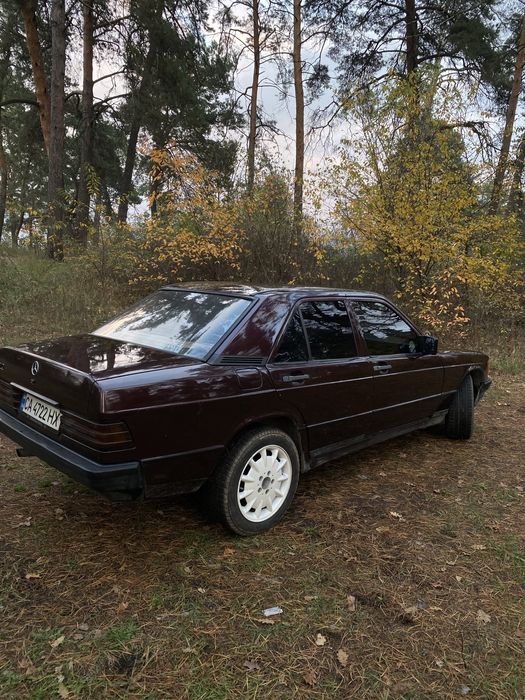 Продам Мерседес 190
