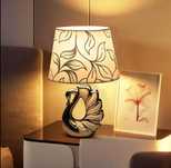 Lampa Stołowa Z Podstawą Łabędzia