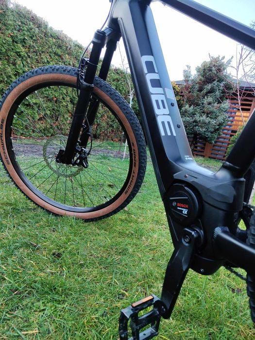 Rower elektryczny Cube Reaction SL Bosch Cx smart 750wh