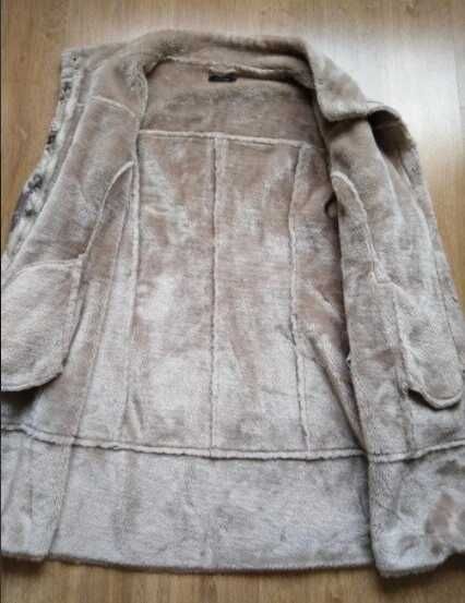 Женская дублёнка.48-50. Лёгкая.