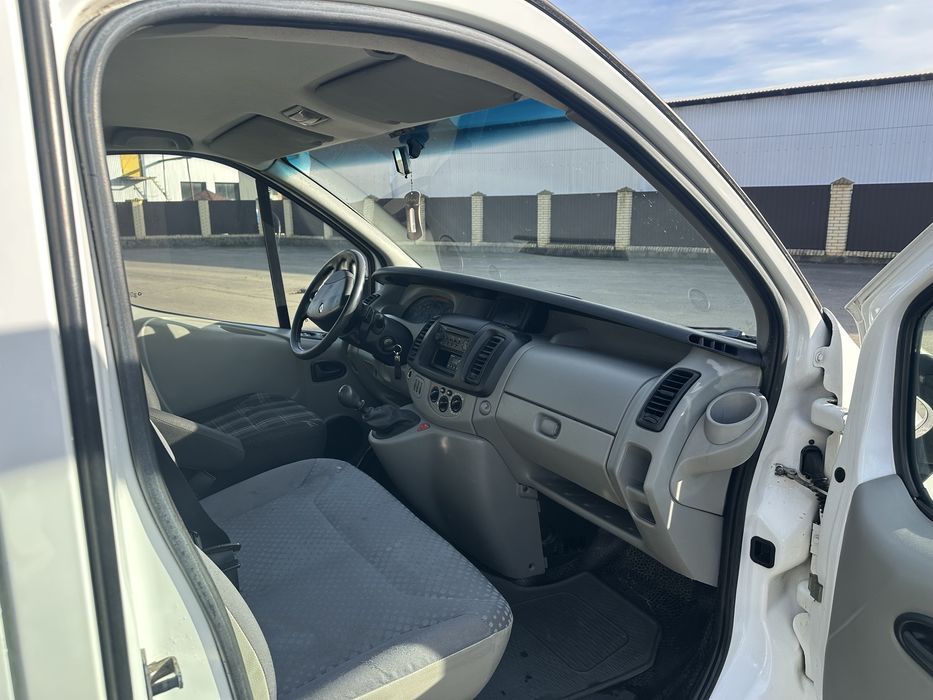 Renault трафік 2.5 вебасто