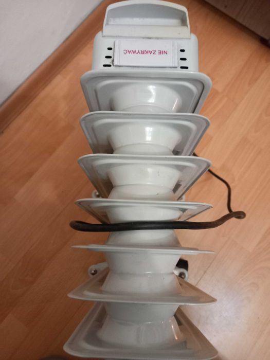 Grzejnik Volteno, 7 żeberkowy, 1500 W