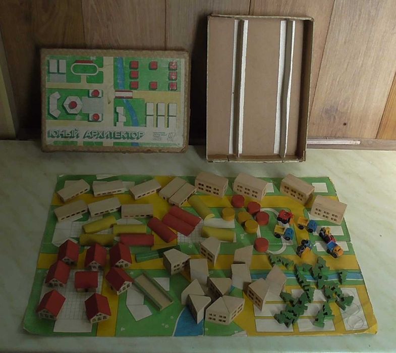Конструктор СРСР Молодий архітектор деревина, 63 елементи