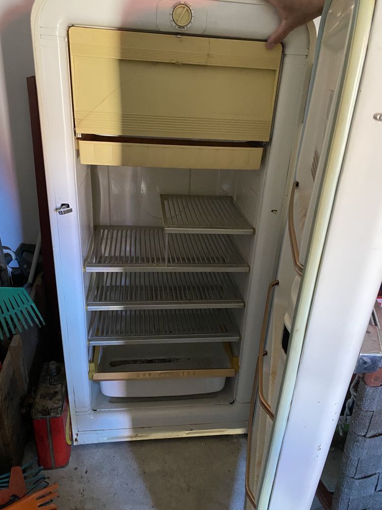 Lodówka vintage ził Moskwa 1962 sprawna