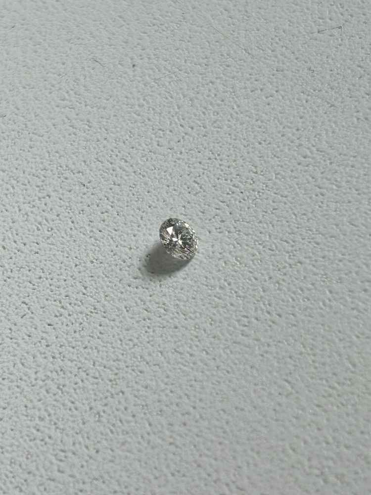 Diament 0,31ct Certyfikat GIA