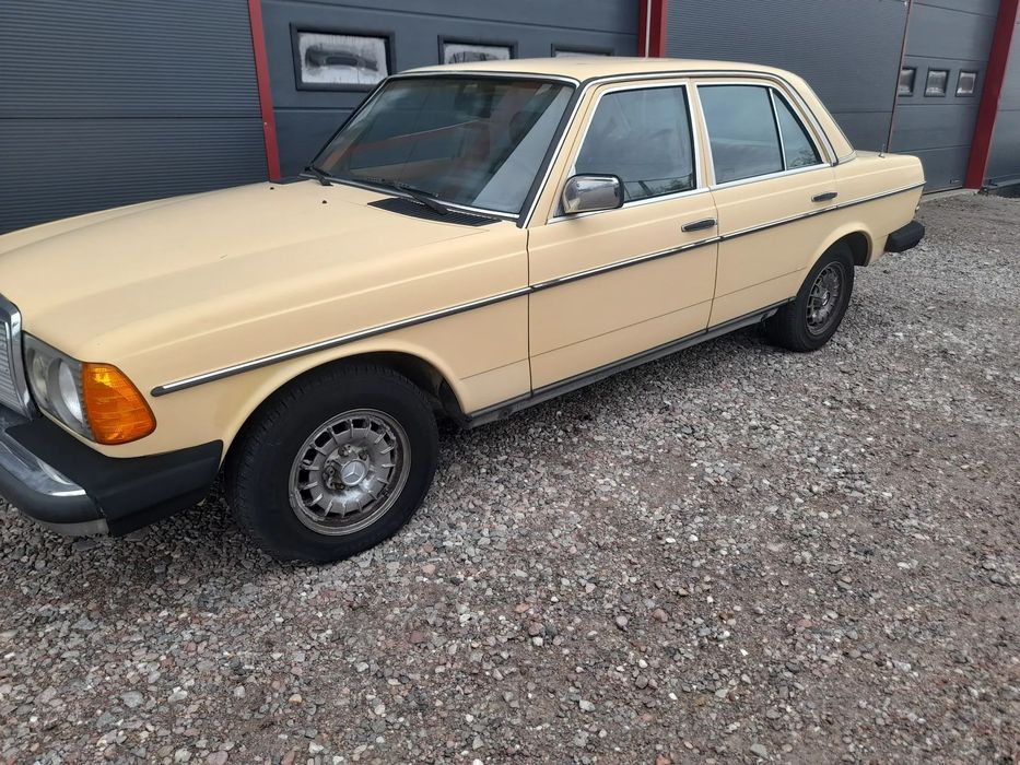 Mercedes-Benz W123 import Kalifornia 300td i inne