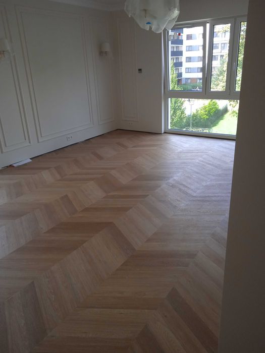 Montaż podłogi , wylewki , lvt