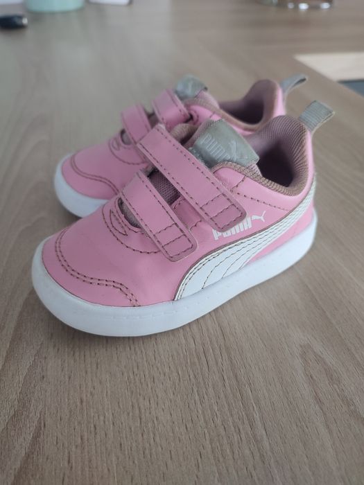 Adidasy Puma dla dziewczynki r.20