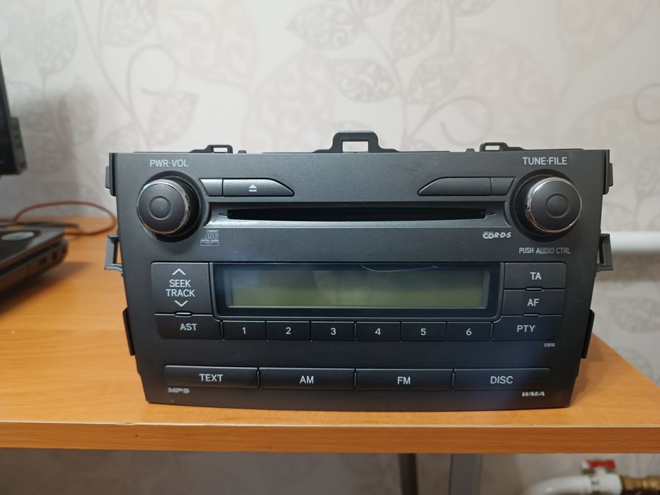 Продаю Магнітолу рідну(Заводську) з Toyota Corolla