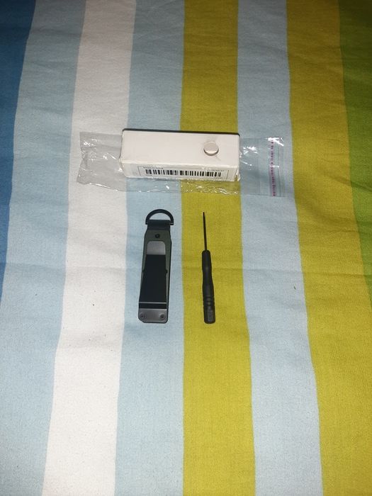 Organizador de chaves metal preto e verde escuro