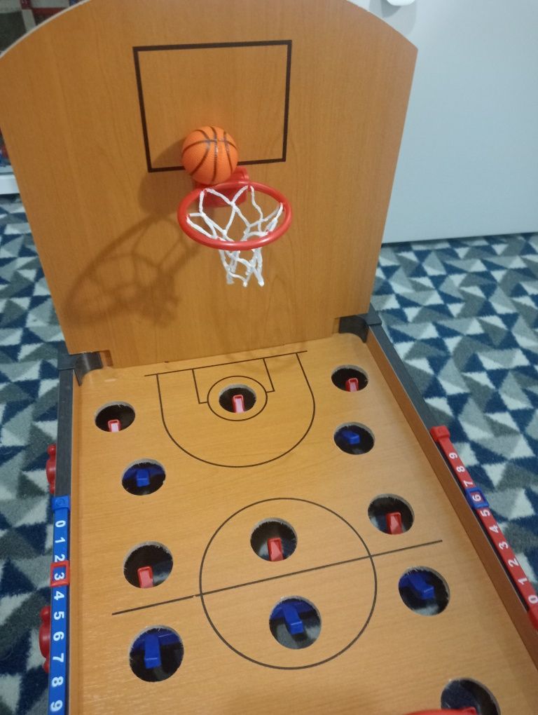 Board basketball