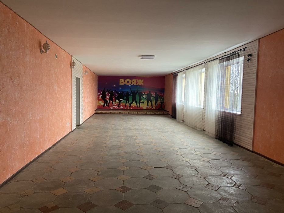 Продам комерційне приміщення