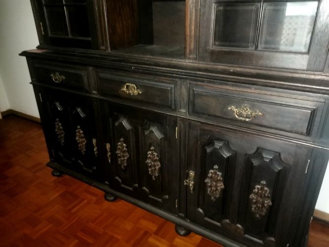 Armário antigo (vintage) bom estado