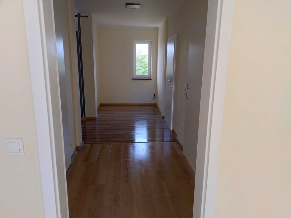 Pomieszczenie 10m2 w lokalu biurowo-usługowym, osobne wejście, parking