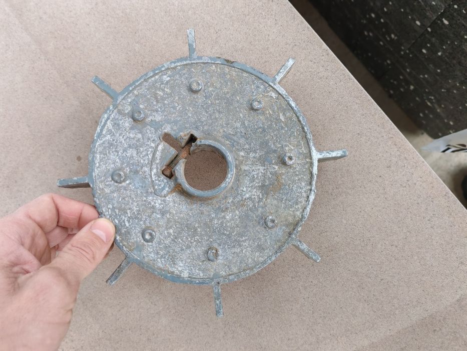 Крильчатка охолодження електро двигуна