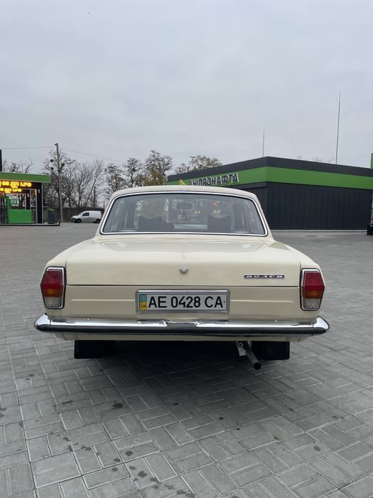 Волга (2410) газ (1989) год