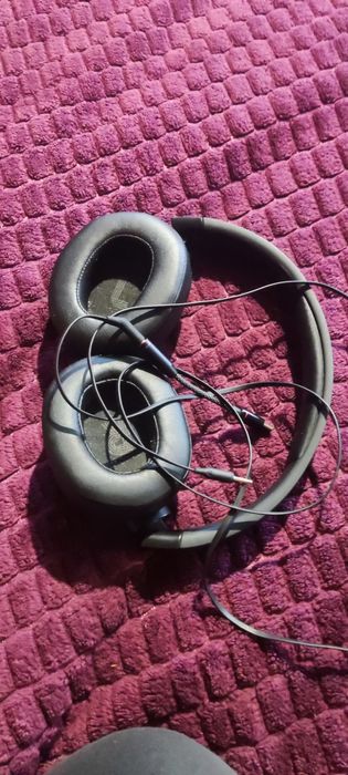 Продам наушники Jbl 720Tune BT