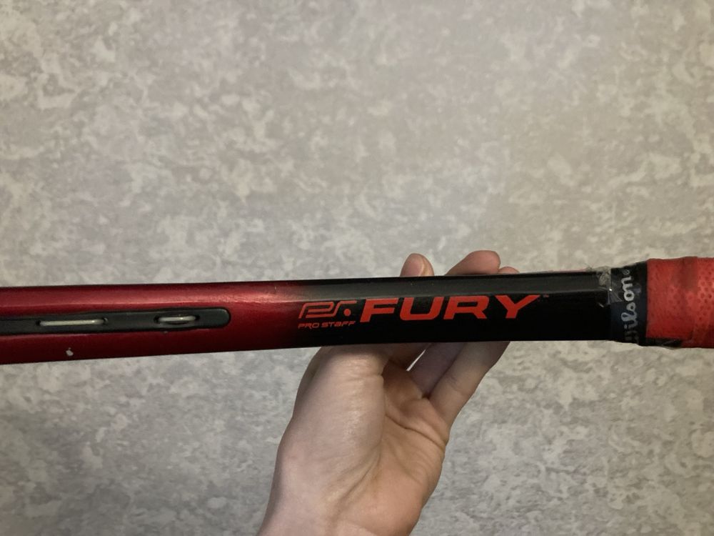 Тенісна ракетка wilson pro staff fury