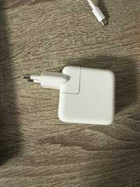 Зарядний пристрій на MacBook Apple 30W USB-C