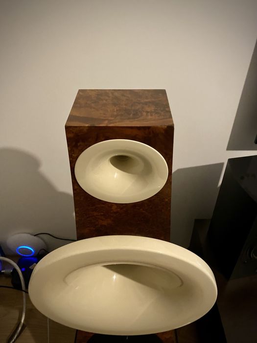 Odeon 28 fornir lakier