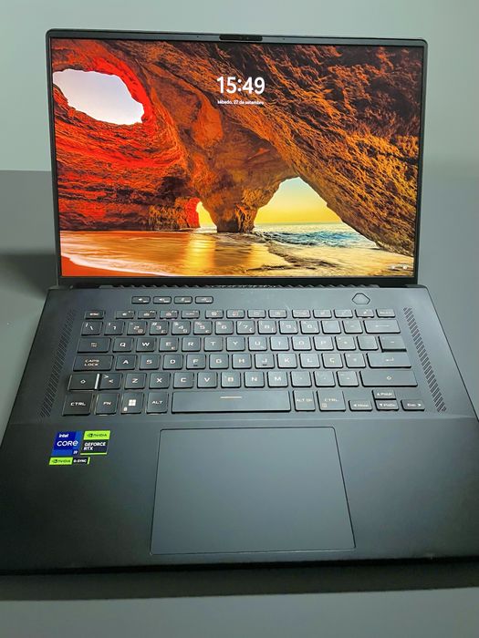 Portátil ASUS ROG Zephyrus M16 GU604VI