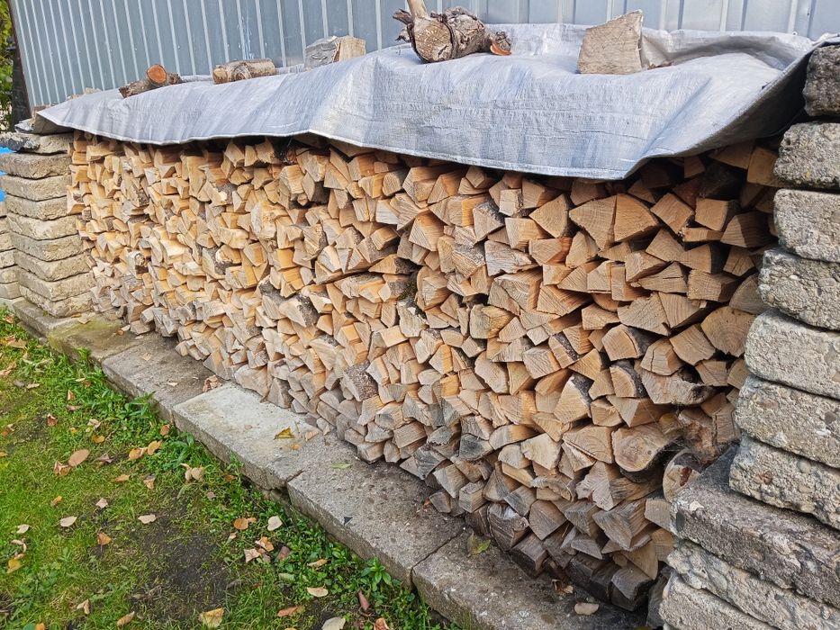 Sprzedam drewno, możliwy transport