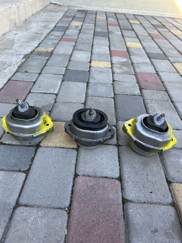 Подушки двигуна БМВ е53 е39 е36 е46