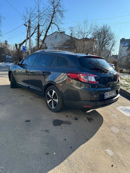 Авто ПОДОБОВО в оренда  Львів Renault Megane2014  1.5 дизель