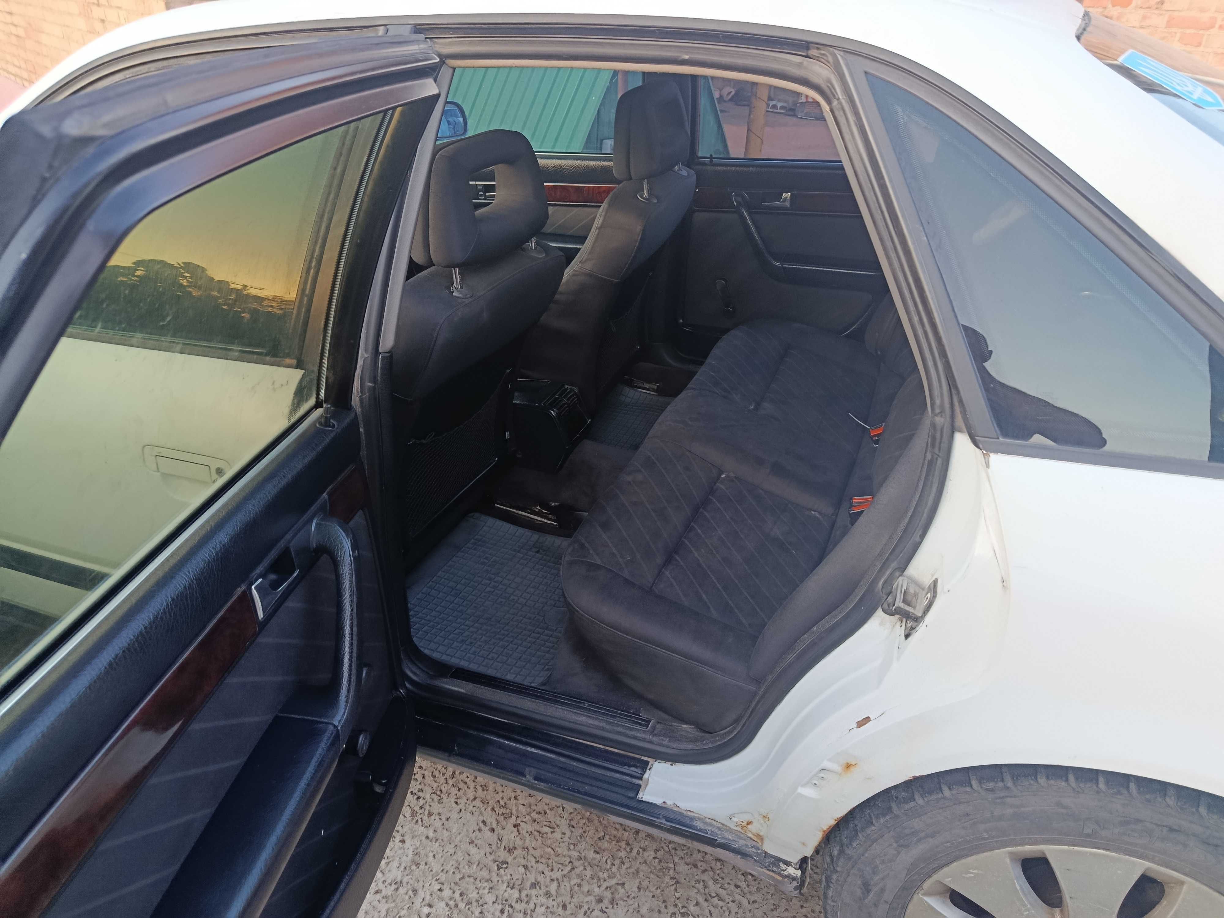 Продам Ауді 100с4