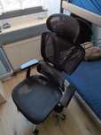Ergonomiczny fotel biurowy