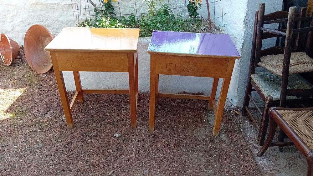 Par de mesas secretárias