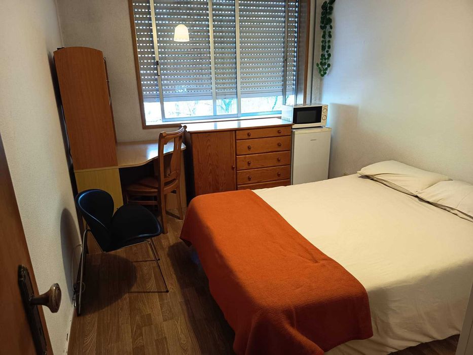 Quarto em GAIA AO JARDIM SOARES DOS REIS