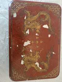 Caixa de charutos de Macau muito antiga com dragões desenhados