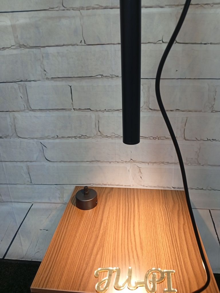 Czarna lampa nad stół tuba walec, lampa wisząca