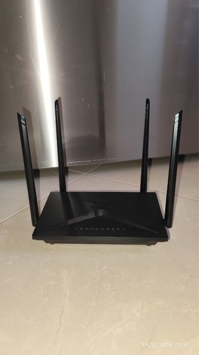 Беспроводной гигабитный маршрутизатор