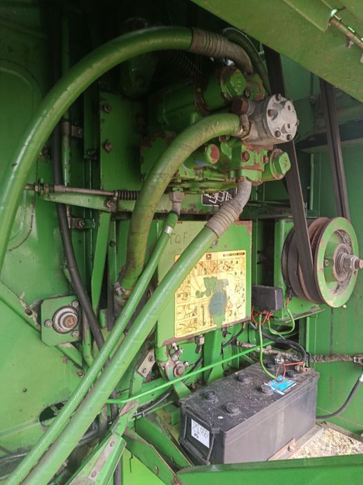 Зернозбиральний комбайн John Deere 1075 Гідро-4