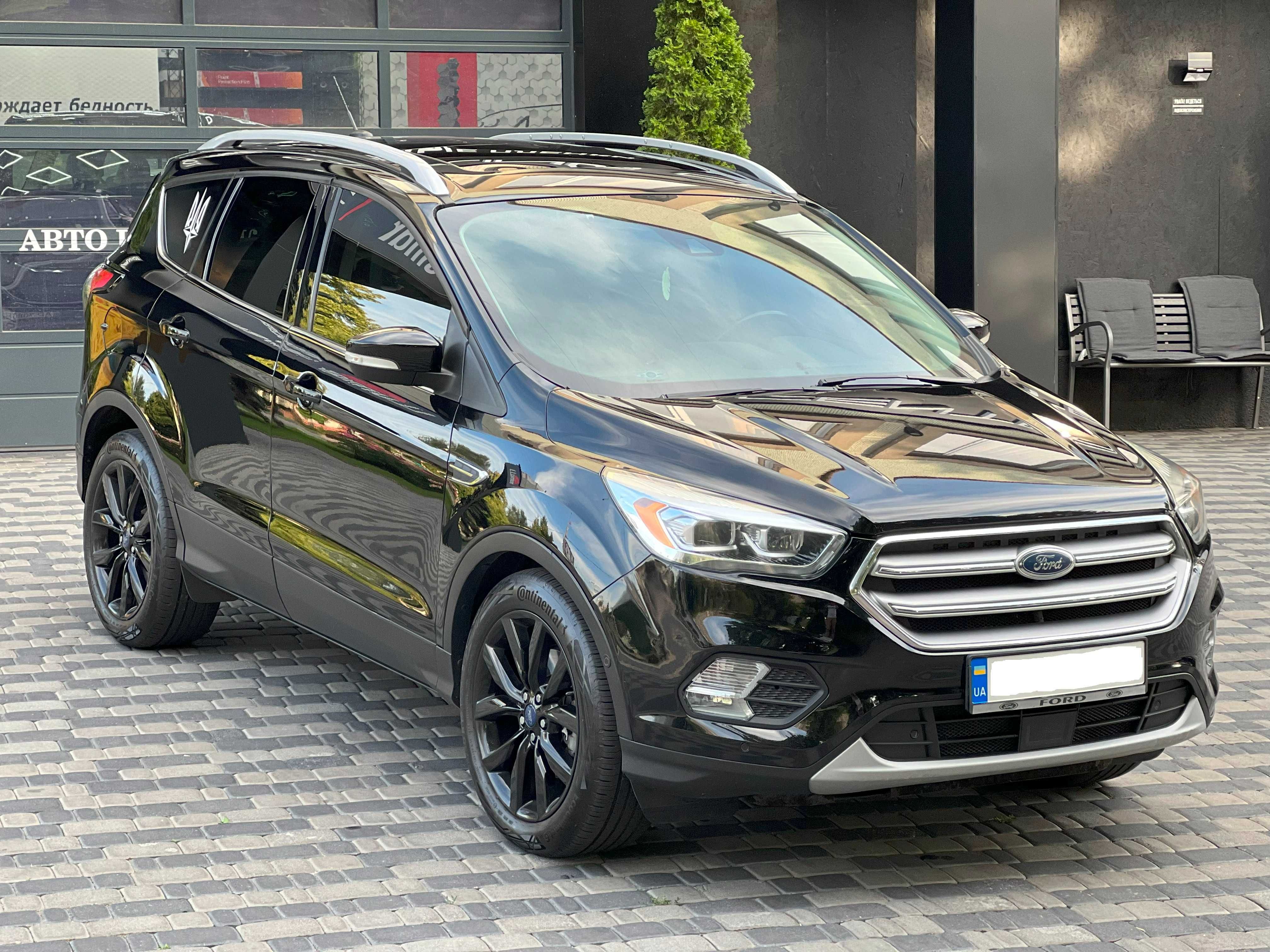 Ford Escape TITANIUM