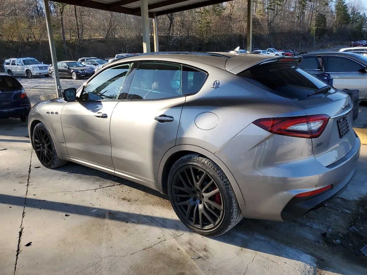 Maserati Levante Auta z USA - zapytaj o więcej ofert!