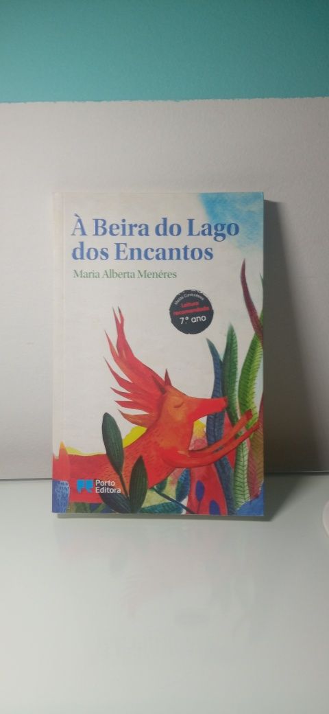 Livro "À Beira do Lago dos Encantos"