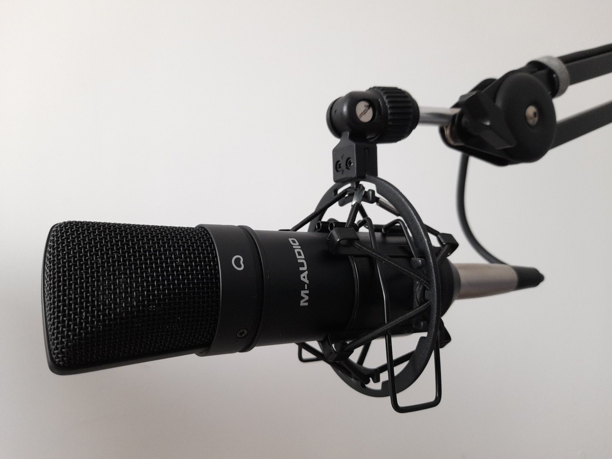 Mikrofon pojemnościowy z pop-filtrem M-Audio Nova Black