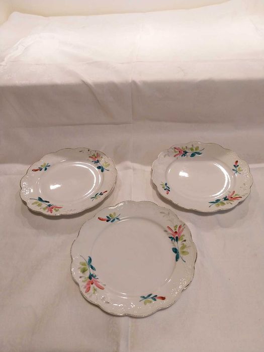 Três Pratos Vista Alegre