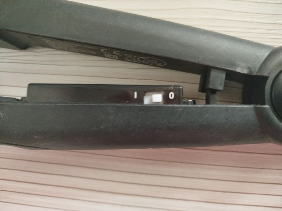 Плойка профессиональная
 Утюжок для волося Vidal Sassoon 33W