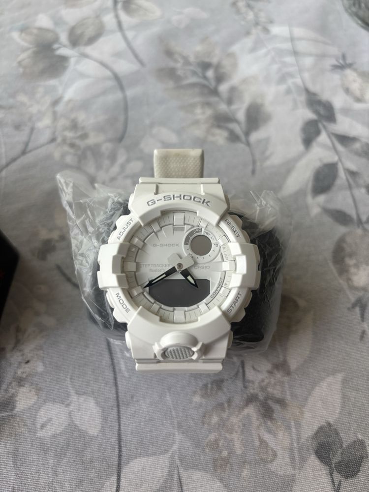 Продам годинник CASIO G-SHOCKGBA-800