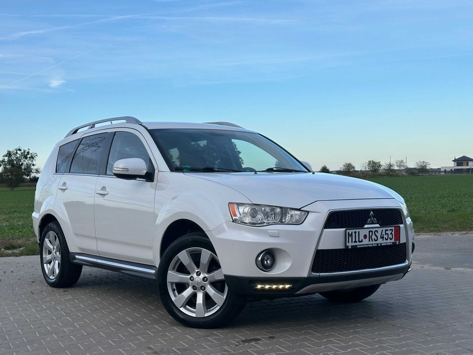 Mitsubishi OUTLANDER 4x4 2.2 Diesel 7os AUTOMAT Bezwypadkowy Lift