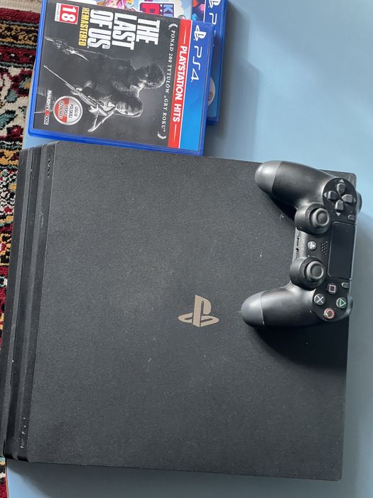 Ps4 PRO 1TB + pad + Tekken 7, The last of Us, wiedza to potega
