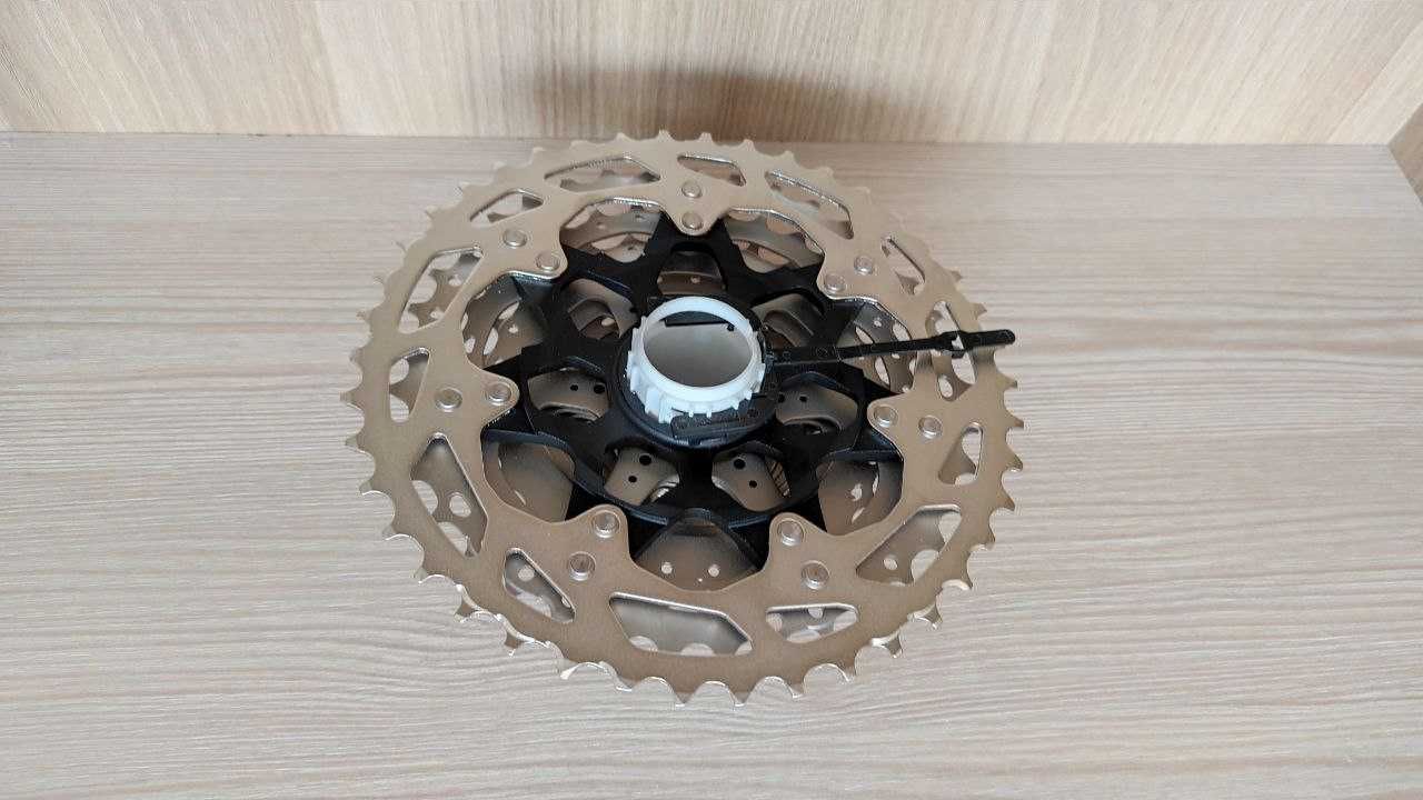 Кассета Shimano Deore CS-5100-11 speed. (11-42T)